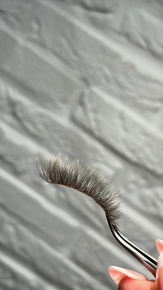 "Velvet" brown russian volume lashes